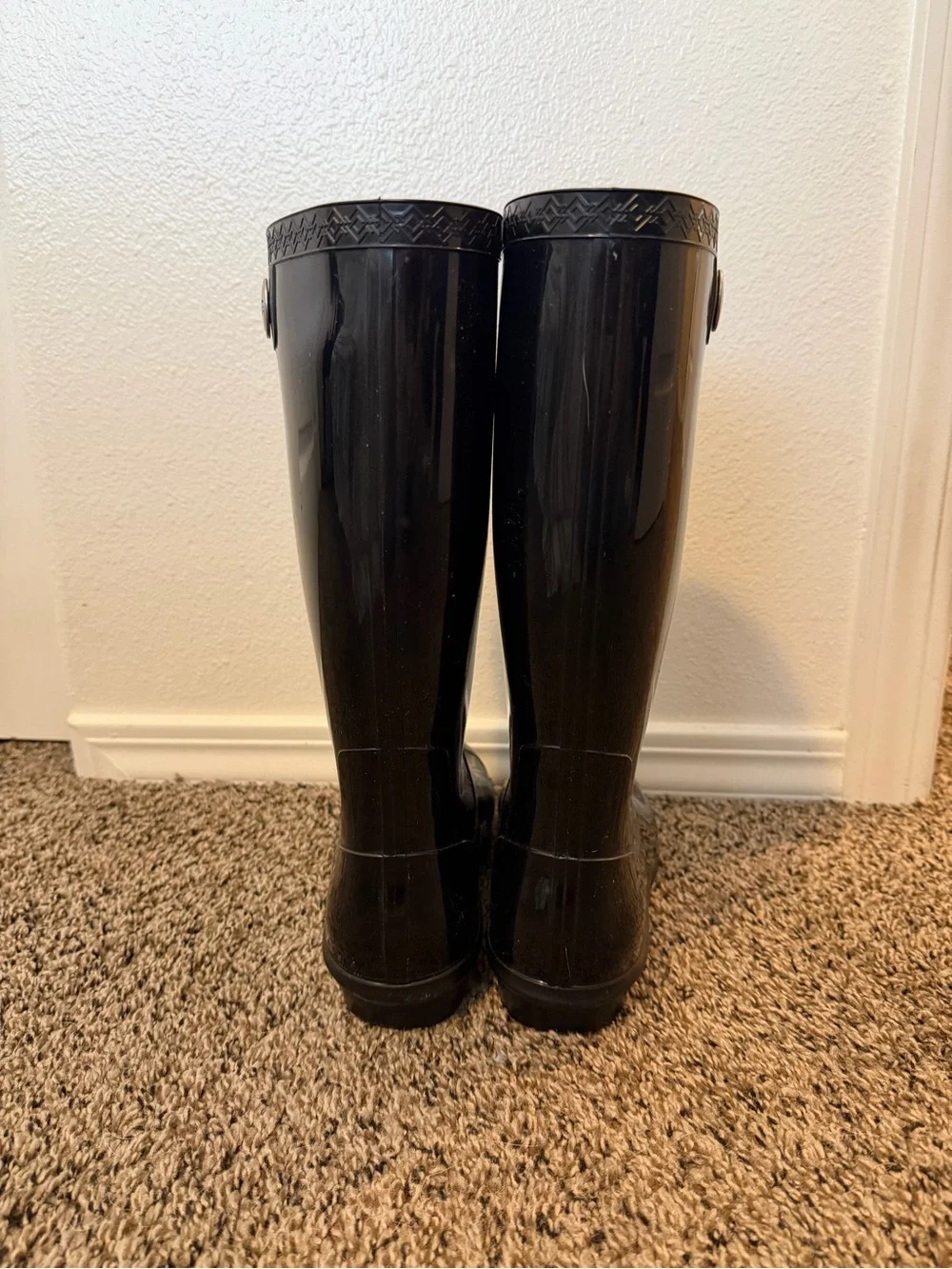 UGG Glossy Black Women's Tall Rain Boots - Picture 4 of 4
